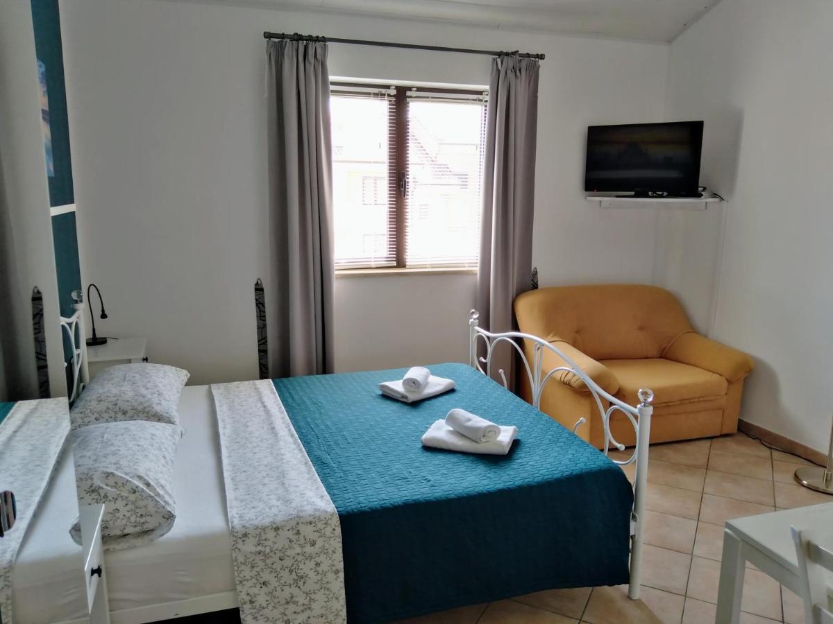 Guesthouse Mila Rovinj Exterior photo